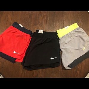 Women’s Nike DriFit Shorts w built in spandex (L)